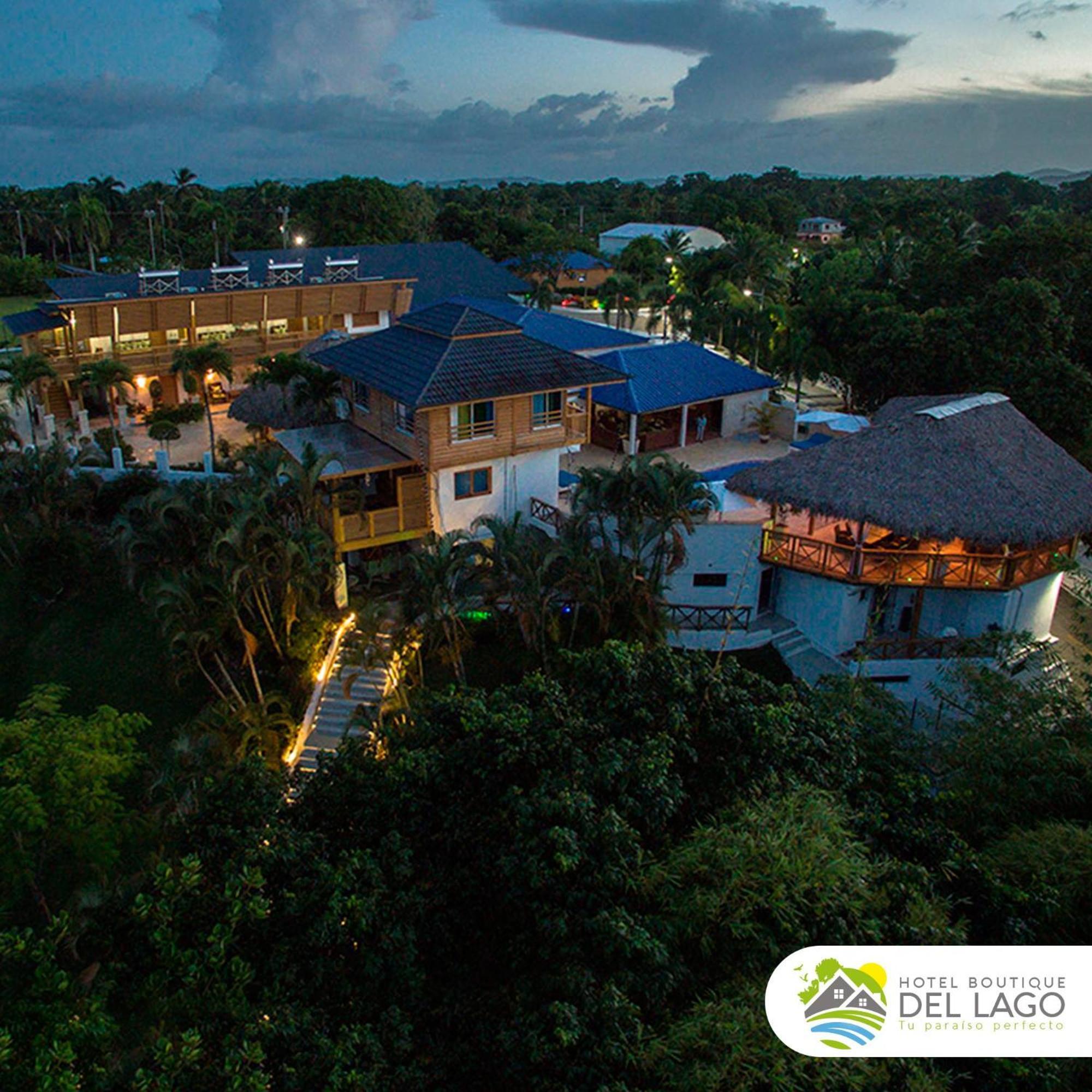 Hotel Boutique Del Lago นากวา ภายนอก รูปภาพ