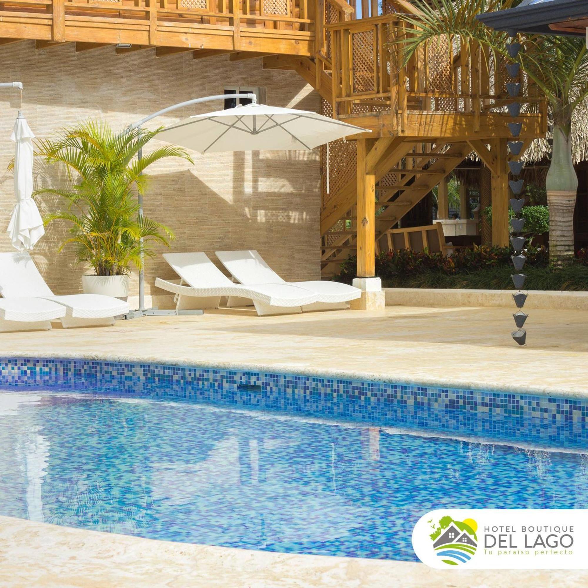 Hotel Boutique Del Lago นากวา ภายนอก รูปภาพ